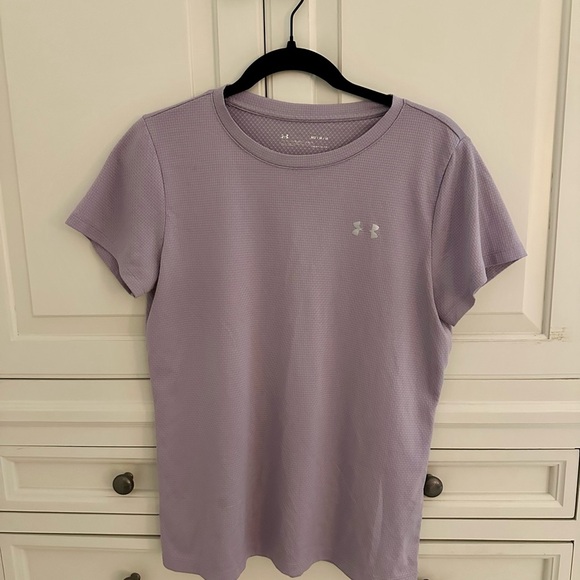 Under Armour Women's Purple T-Shirt - Picture 1 of 2